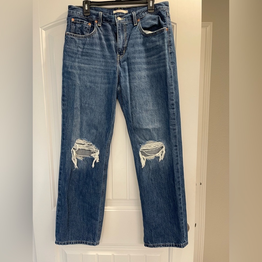 Levis Low Pro Straight Size 31 medium wash distressed 100% cotton